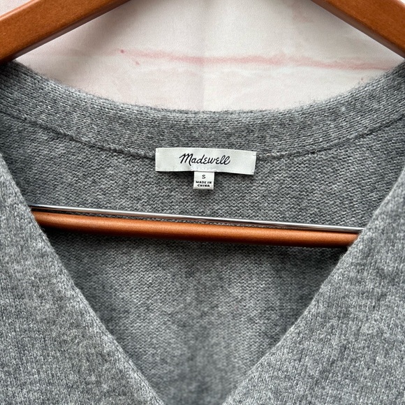 Madewell size S relaxed gray v-neck merino wool blend cardigan sweater - Picture 4 of 5